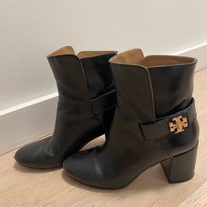 Tory Burch Kiara Bootie size 7 worn 3 times